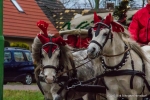 Umzug der Weihnachtsmänner am 24. Dezember 2013 in Horstdorf